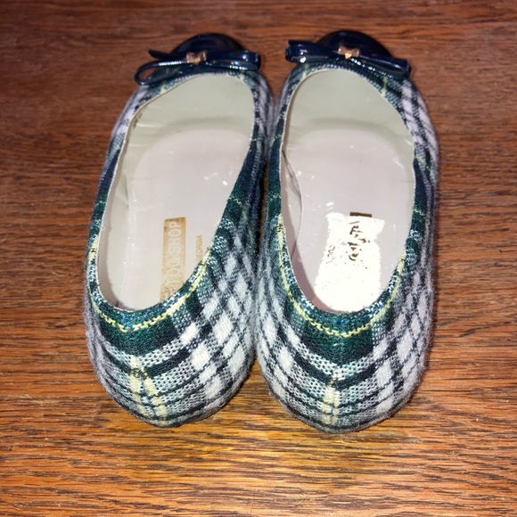 The Tog Shop Women’s Slip On - Picture 4 of 7